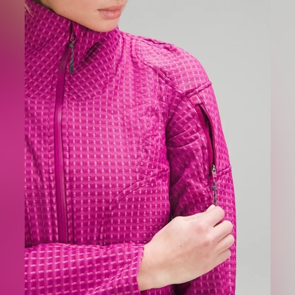 Water-🩷Repellent Fleece Hiking Jacket NWT🩷pink/berry ! Very soft ! Size 8 - Picture 4 of 16